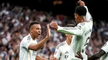 بيلينجهام يعزز تقدم ريال مدريد بهدف ثانٍ قبل نهاية الشوط الأول ضد برشلونة